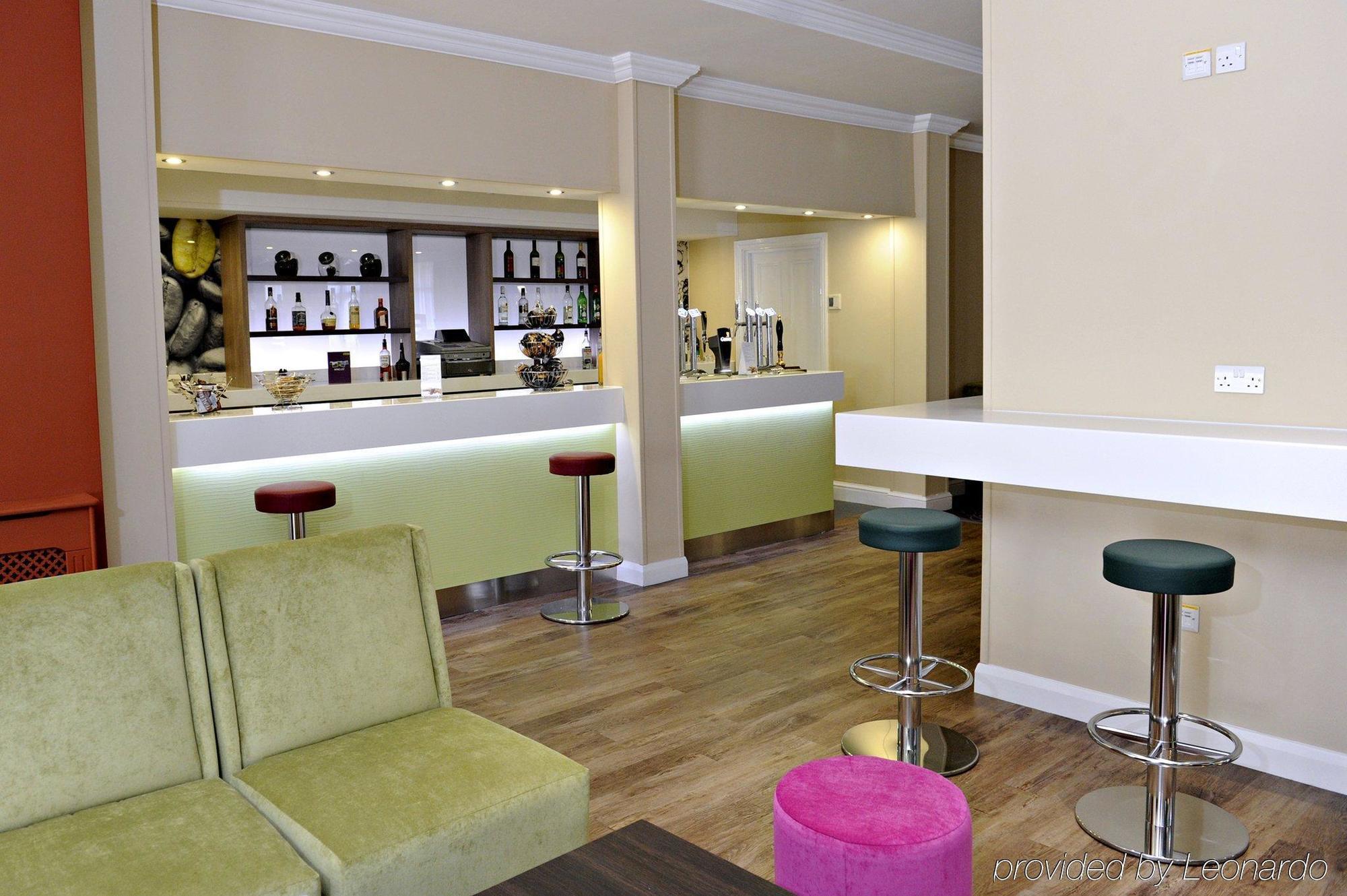 Link Hotel Loughborough Restaurant photo